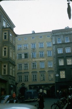 58mozart.jpg (18800 bytes)