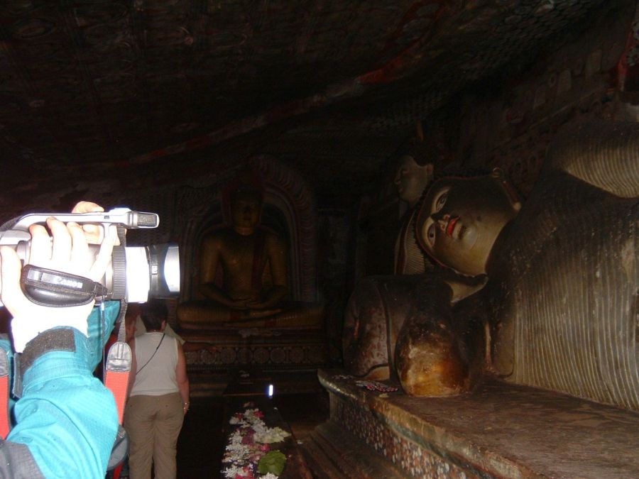 Suzanna Travels to Sri Lanka