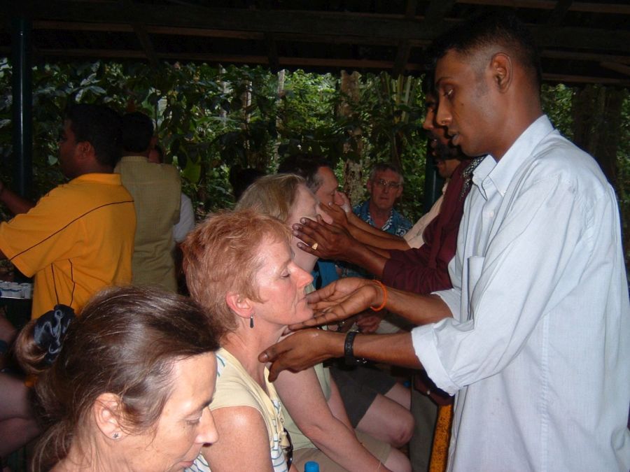 Suzanna Travels to Sri Lanka