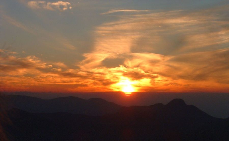 Suzanna Travels to Sri Lanka